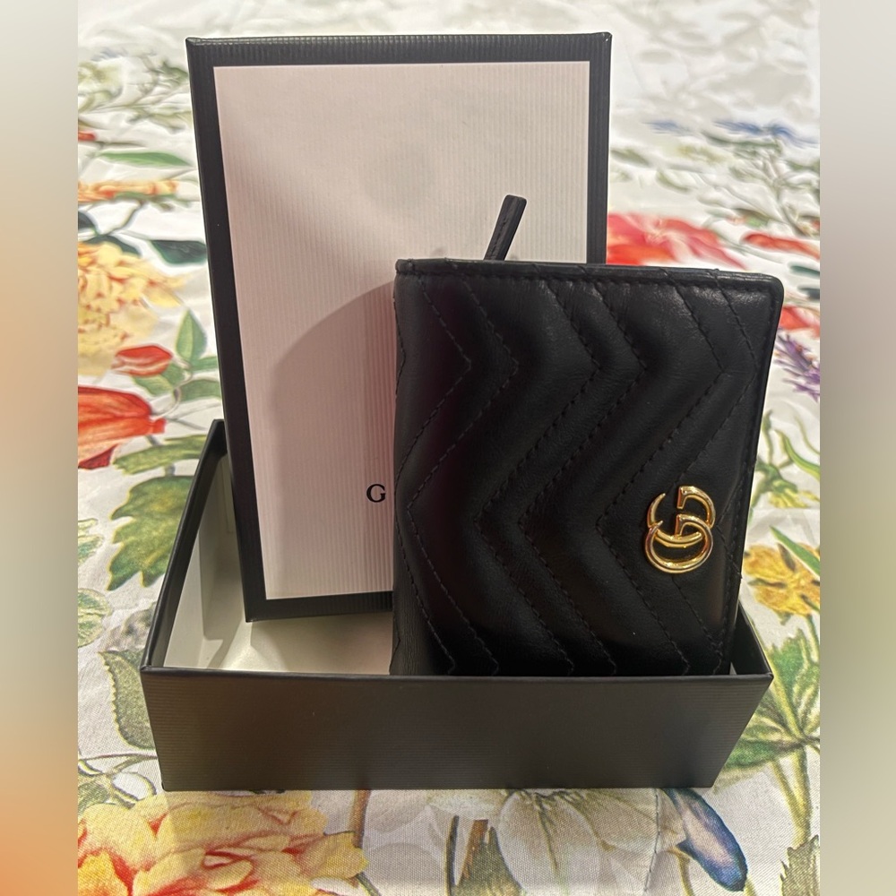 Gucci Black Quilted Leather Wallet - Picture 3 of 5